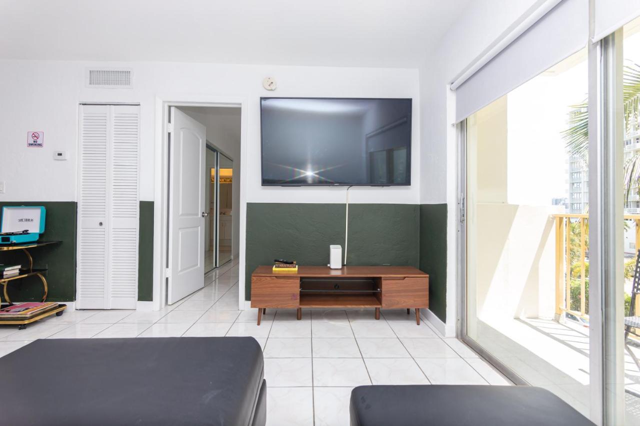One Bedroom Apartment - With Parking & Balcony - Heart Of Wynwood Miami Eksteriør bilde